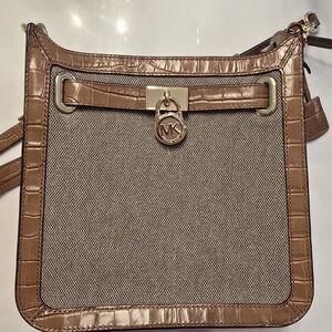 Michael Kors Hamilton Canvas/Leather Medium North South Messenge/Shoulder Bag